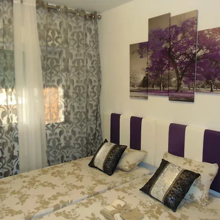 Varios Con 2 Dorm En Marina Dor , La Playa De Amplaries 47 , Vista Lateral Al Mar
